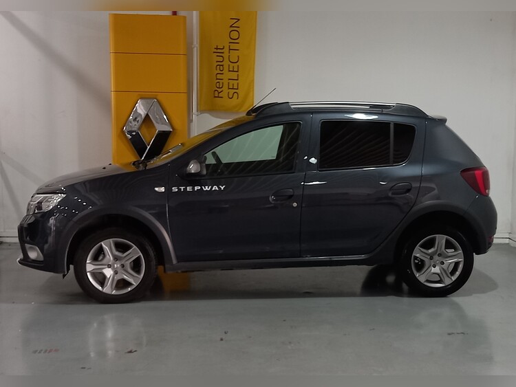 Dacia Sandero Stepway Essential 1.5 Blue dCi  95cv foto 4