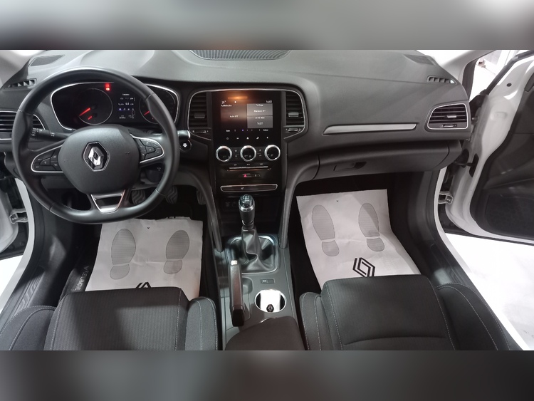 RENAULT Megane INTENS Tce 140cv foto 11