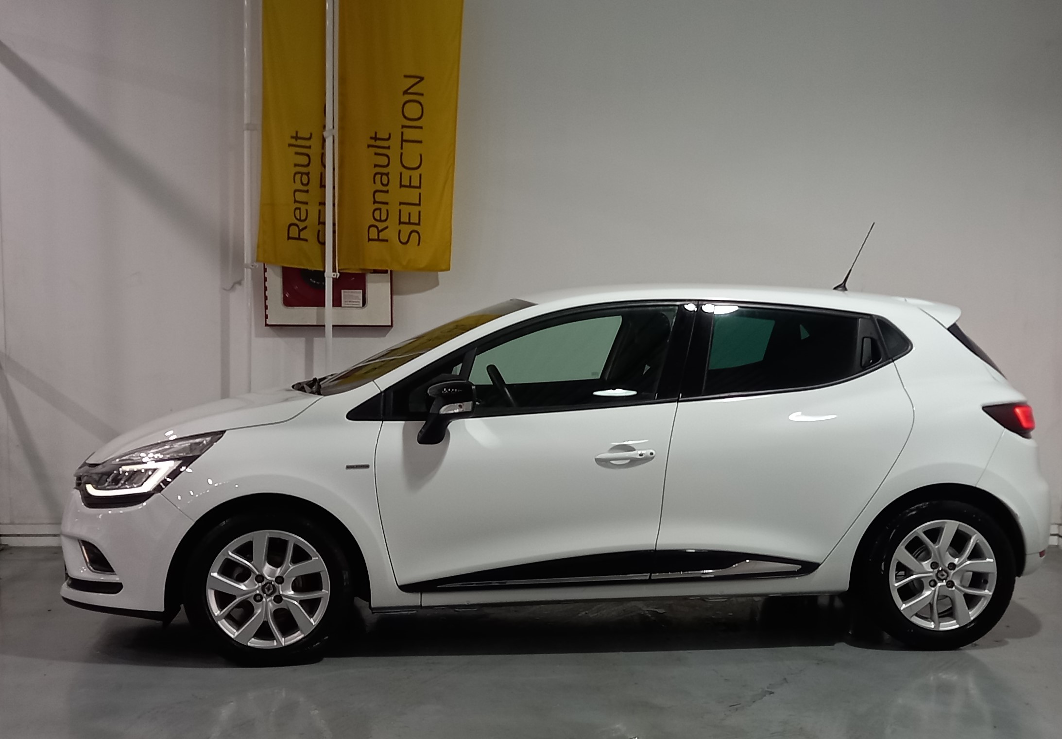 Renault Clio LIMITED TCe 90cv miniatura 4