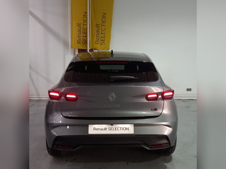 RENAULT CLIO VI TECHNO Full HYBRID 160cv foto 5