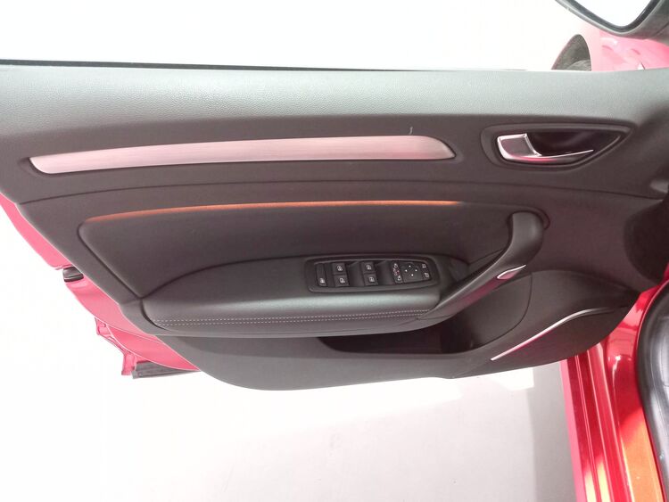 Renault Megane ZEN TCE 140CV EDC foto 10
