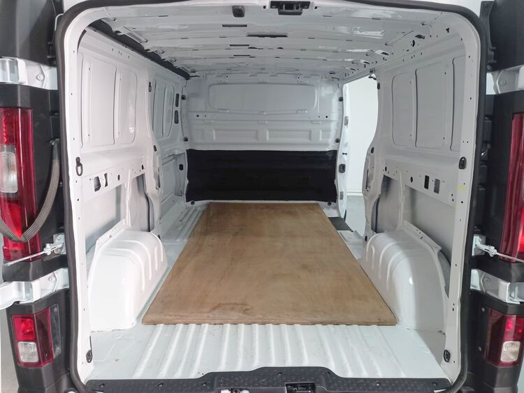 Renault Trafic L2H1 1.6 DCI 120CV foto 5